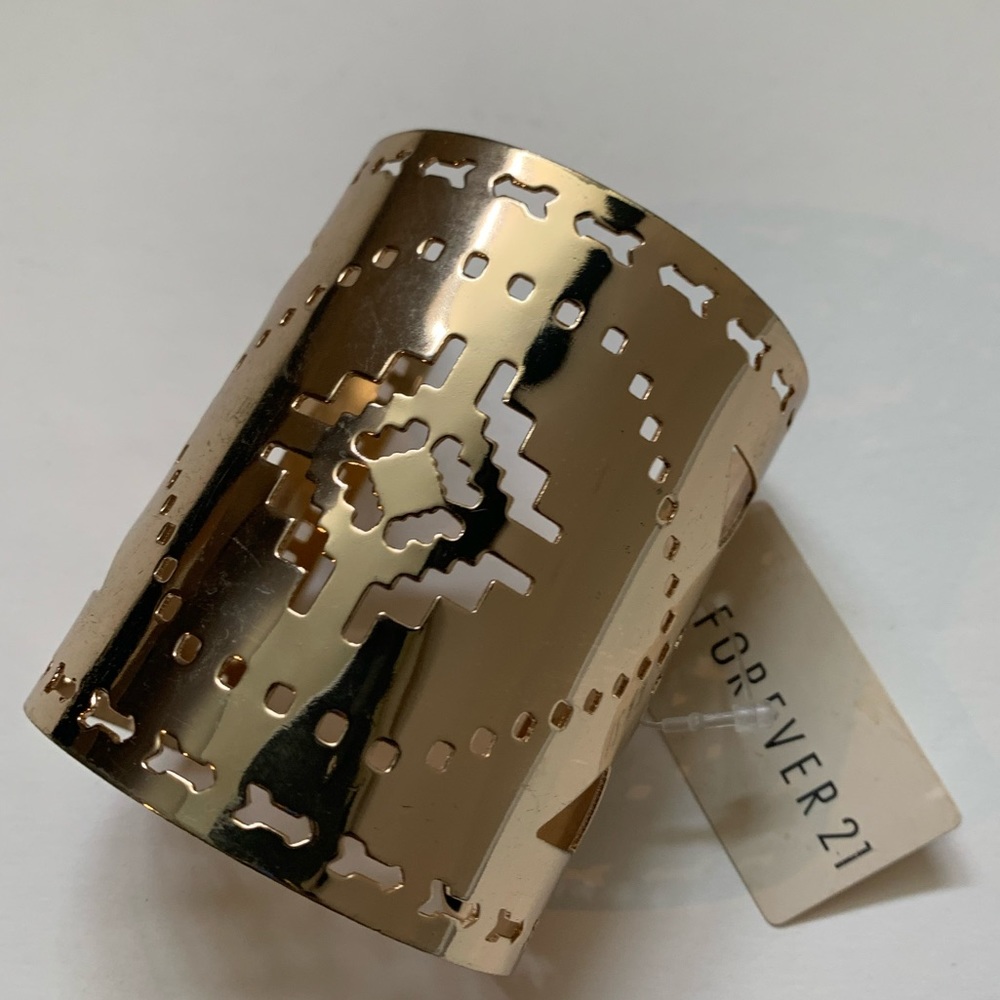 Forever 21 Cuff - Picture 2 of 4